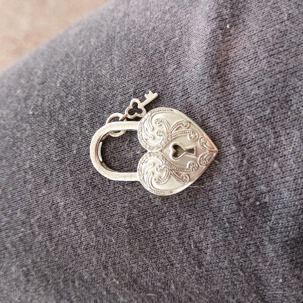 Silver Heart Padlock Charm with Key From Helzberg Diamond